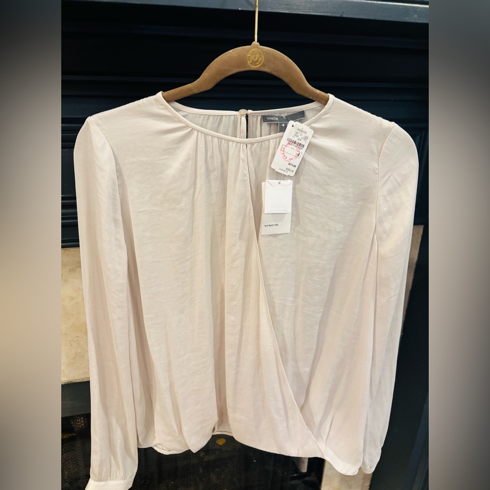 NWT~ Designer VINCE Elegant Cream Blouse- Size:4~ Retails $295